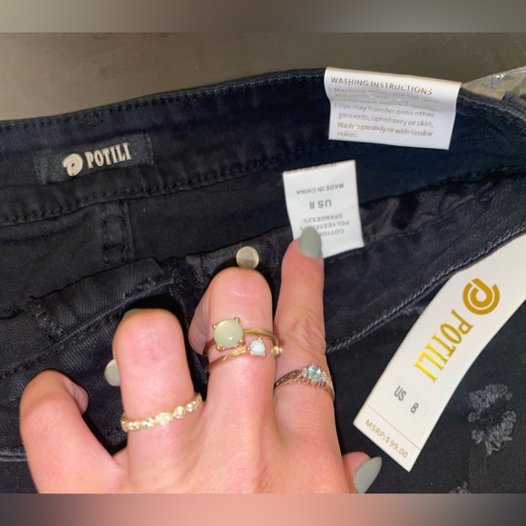 Black Fringe Shorts - Size 8 - Picture 4 of 4